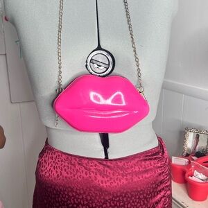 Pink Lip-Shaped Crossbody Bag